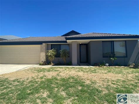 Escorts Banksia Grove, WA